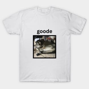 Cute Husky Dog Lying Down Goode T-Shirt